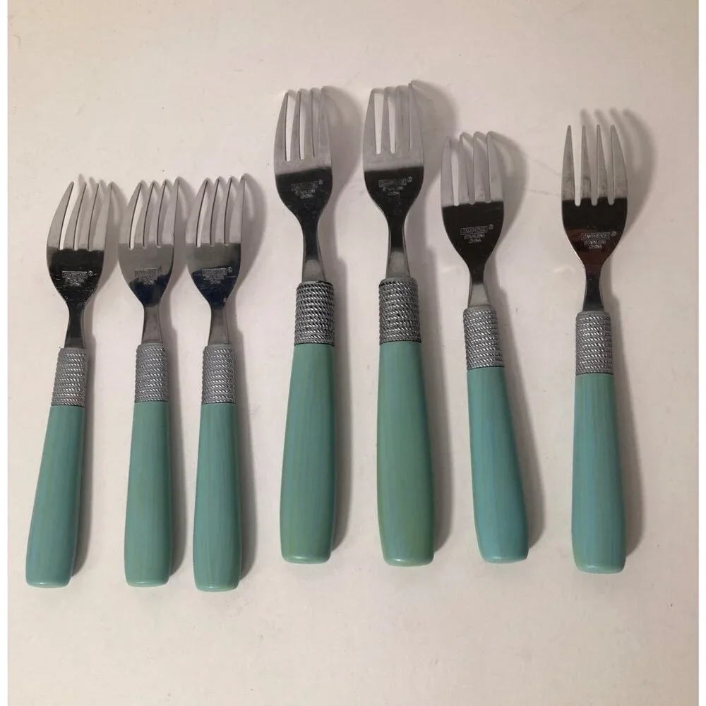 7‎ - Vintage Cambridge Forks Green Stainless Flatware Plastic Handle 7 or 8